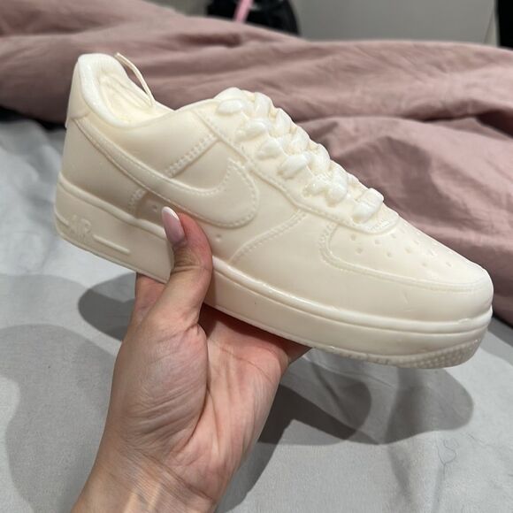 Handmade Nike Air Force 1 Candle - Picture 7 of 8